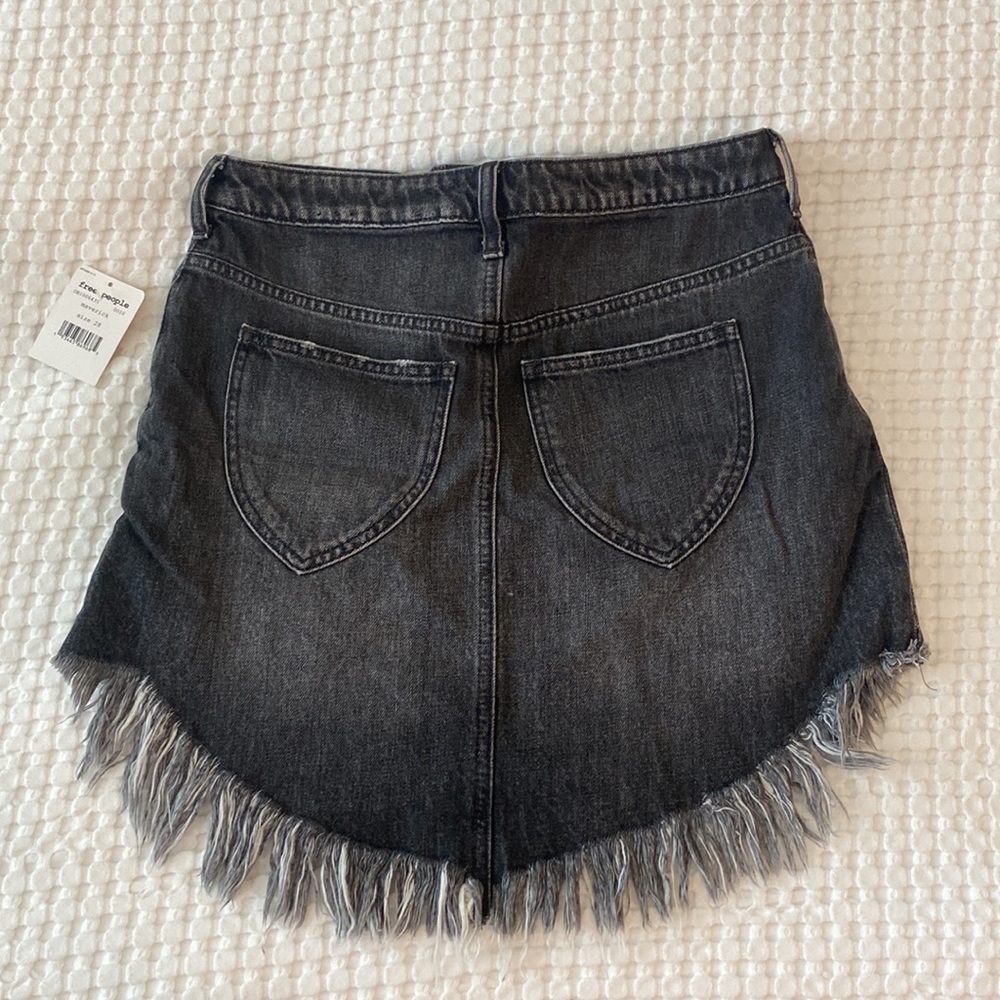 Free people black skirt - Picture 2 of 7